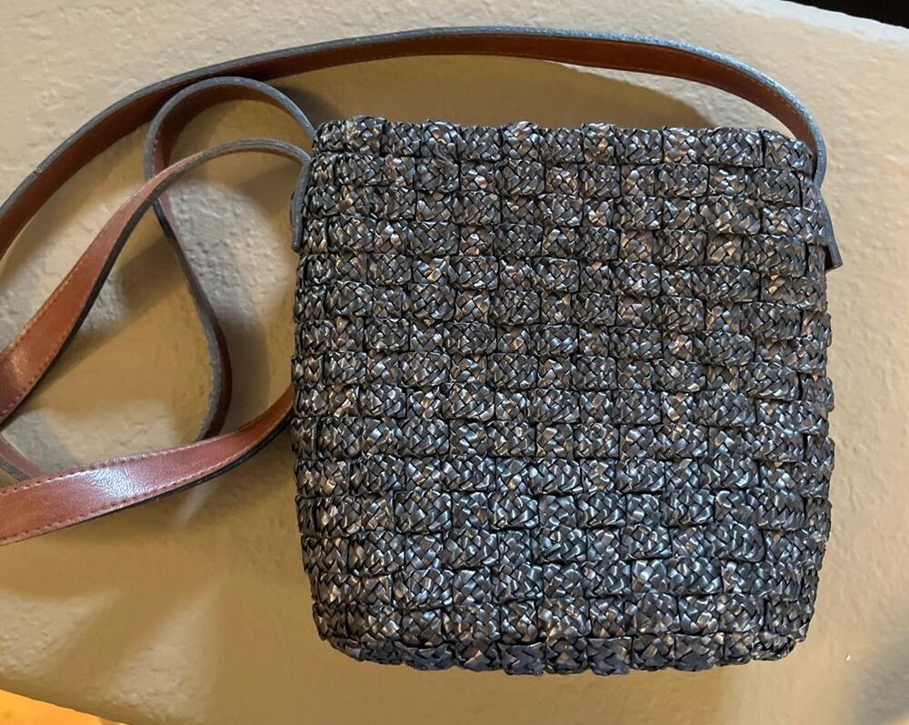 Woven Black Straw Crossbody Bag Brown Trim Zip Top Shoulder Purse Boho